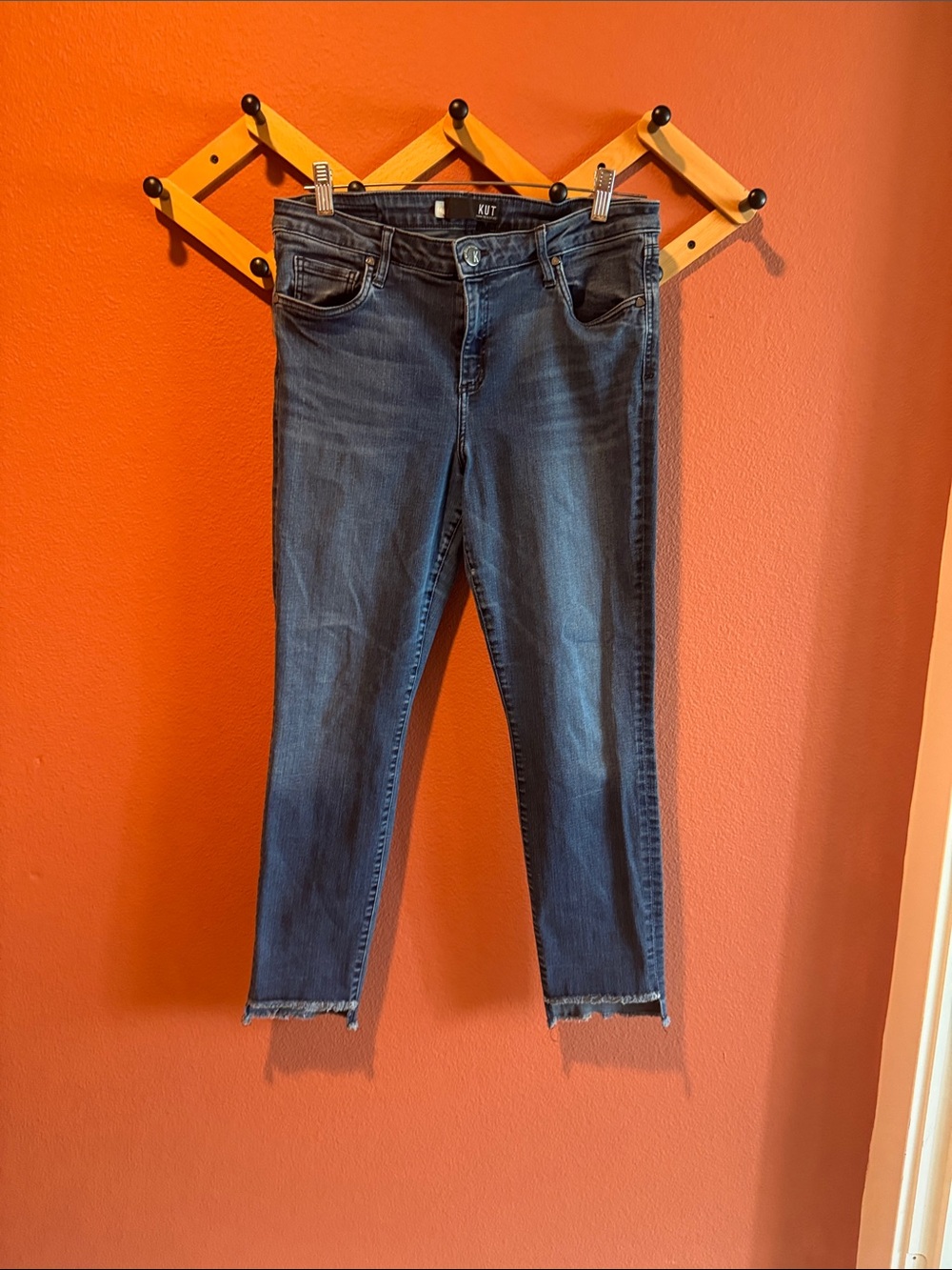 Kut from the Kloth Indigo Cropped Skinny Jeans